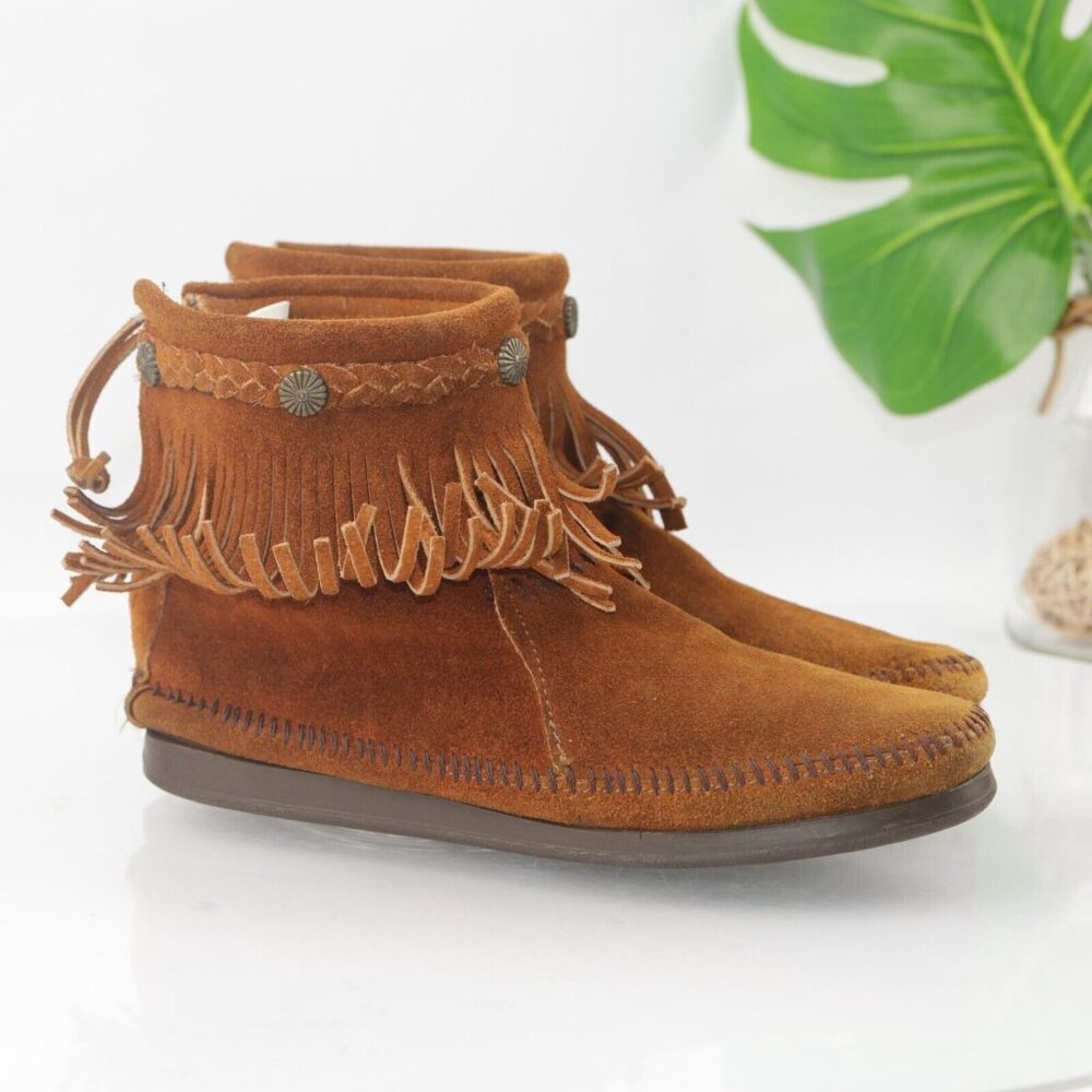 Minnetonka Tan Suede Fringe Booties